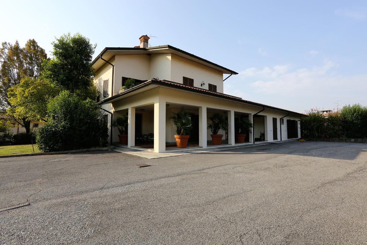 Hotel Franciacorta Paderno Franciacorta Esterno foto