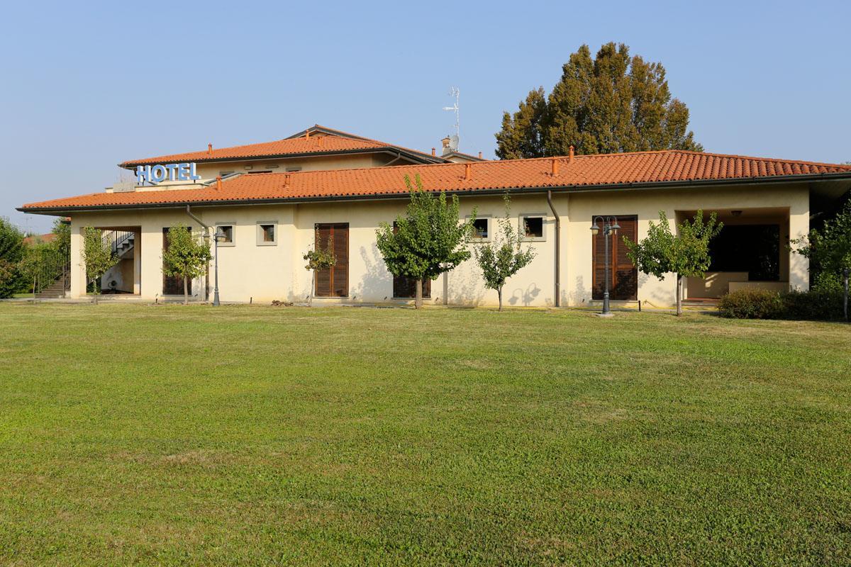 Hotel Franciacorta Paderno Franciacorta Esterno foto